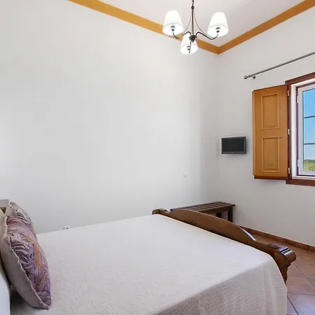 Casas Do Monte Вилла Gioes