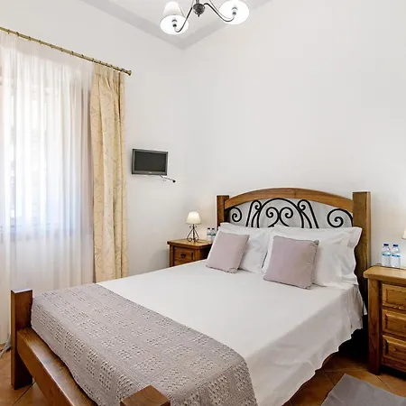 Casas Do Monte Gioes
