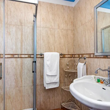 Вилла Casas Do Monte Gioes