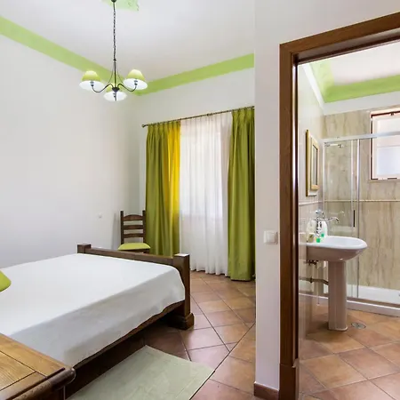 Casas Do Monte * Gioes