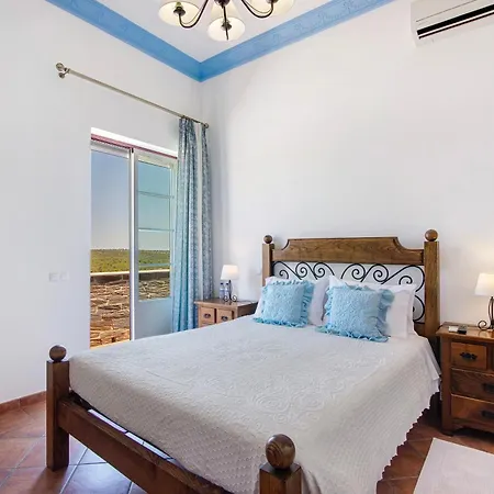 Casas Do Monte * Gioes