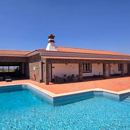 Casas Do Monte Βίλα Gioes