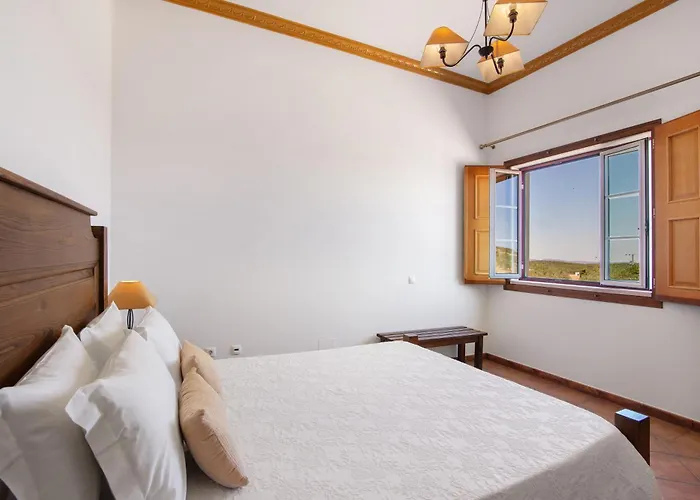 Casas Do Monte Gioes