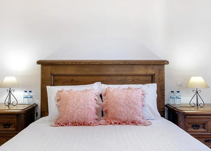 Casas Do Monte Gioes